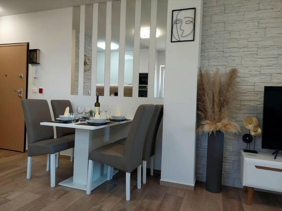 Valux Apartman Pula Exterior photo