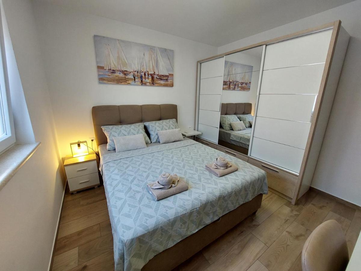 Valux Apartman Pula Exterior photo